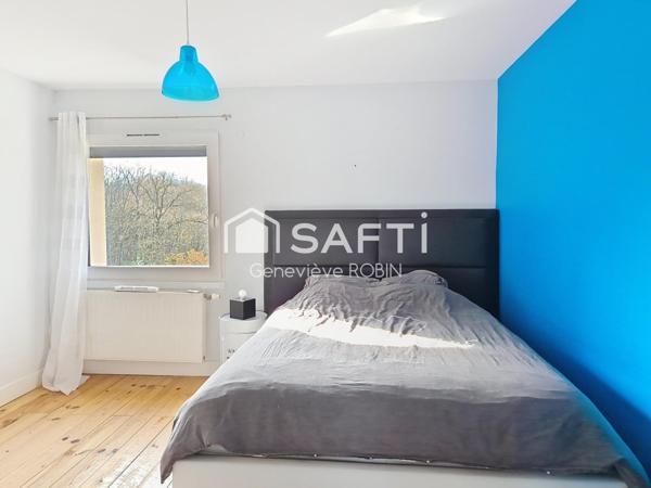 Au calme, vue panoramique sur les Monts d'Or