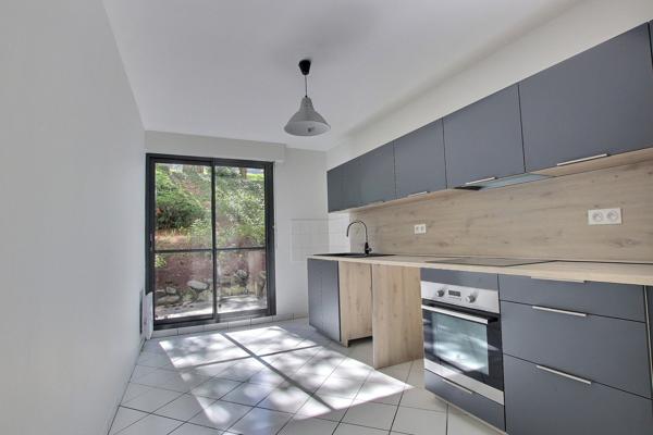 CHAMALIERES - Appartement T4 - 114 m² - Balcon - Terrasse - Garages