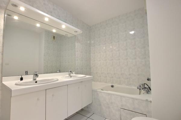 CHAMALIERES - Appartement T4 - 114 m² - Balcon - Terrasse - Garages