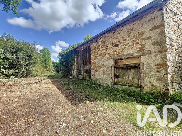 Maison à vendre 1 pièce 60 m² Saint-Germain-les-Vergnes