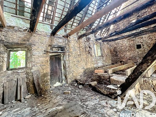 Maison à vendre 1 pièce 60 m² Saint-Germain-les-Vergnes