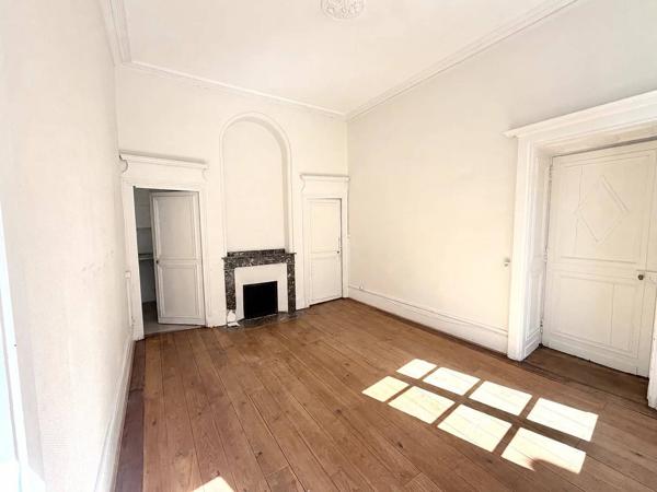 APPARTEMENT - T4 - 103m2