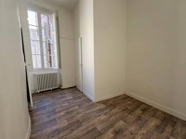 APPARTEMENT - T4 - 103m2
