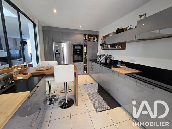 Maison à vendre 7 pièces 194 m² Déols