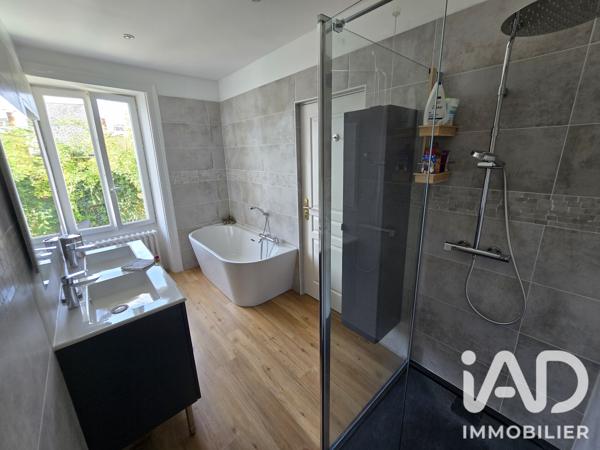 Maison à vendre 7 pièces 194 m² Déols