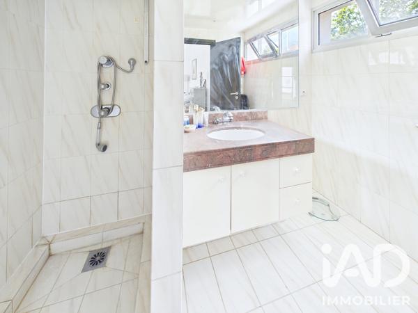 Location maison 6 pièces 233,88 m² Sceaux