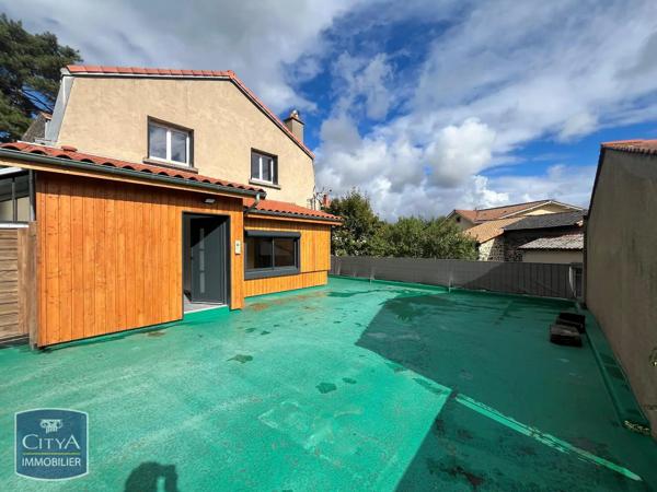 Maison à louer 5 pièces 128.92m² Enval (63530)