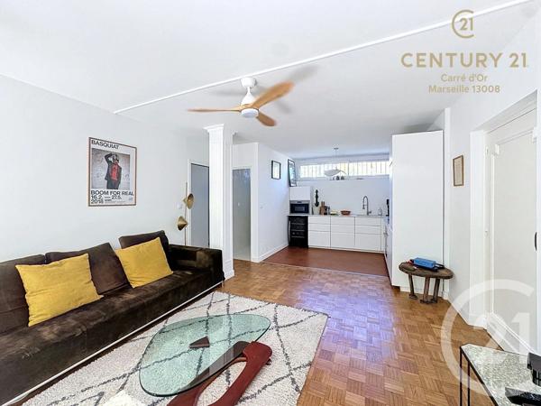 Appartement T2 à vendre  2 pièces - 48 m 2   MARSEILLE  - 13008