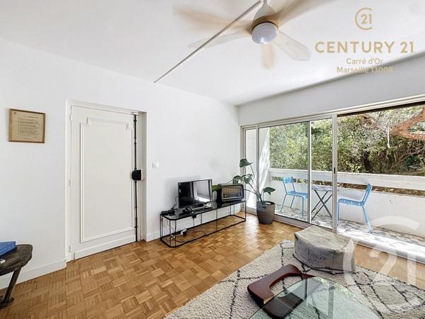 Appartement T2 à vendre  2 pièces - 48 m 2   MARSEILLE  - 13008