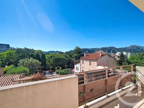 Appartement T2 à vendre  2 pièces - 48 m 2   MARSEILLE  - 13008