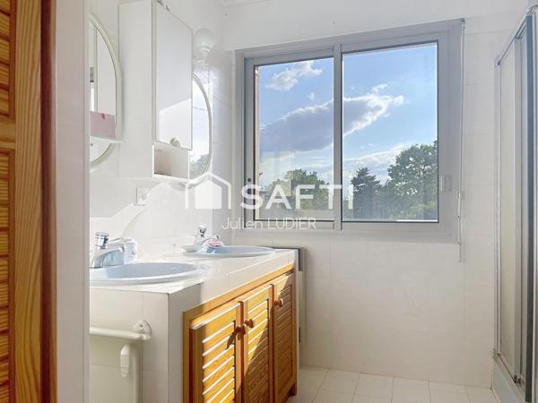 MAISON FAMILIALE SPACIEUSE LUMINEUSE PROCHE LISSES