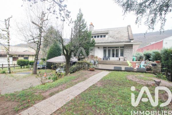 Maison à vendre 7 pièces 170 m² Saint-Affrique