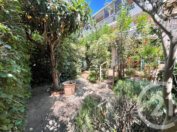 Appartement F3 à vendre  3 pièces - 61,42 m 2   LA CIOTAT  - 13