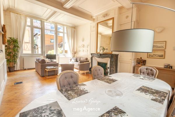 Appartement à ROUEN, 76000 - 4 pièces 131m²