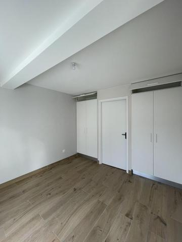 REF 12107 - F4 ENTIEREMENT REFAIT A NEUF AVEC TERRASSE