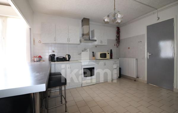 Villa de 171 m2 entièrement rénovée en 2021   Terrain clos de 855 m2