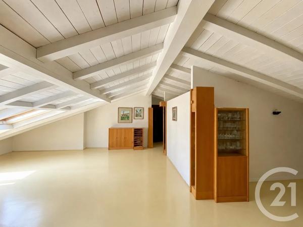 Maison à vendre  5 pièces - 210 m 2   MENTON  - 06