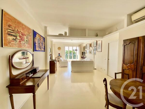 Maison à vendre  5 pièces - 210 m 2   MENTON  - 06