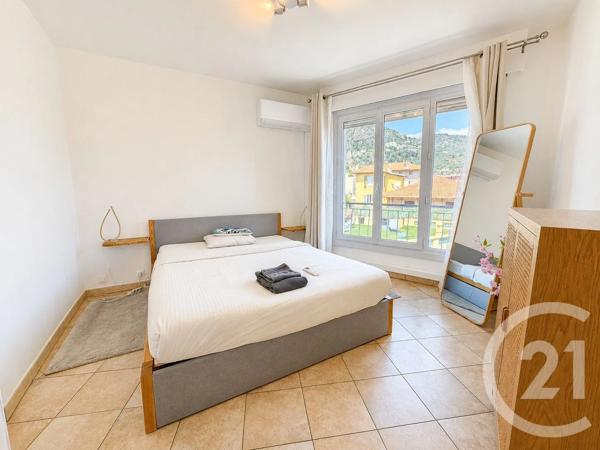 Appartement F3 à vendre  3 pièces - 64 m 2   VILLEFRANCHE SUR MER  - 06