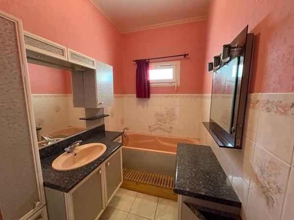Maison à vendre 65 424 € Vierzon 5 p 112 m² DPE
