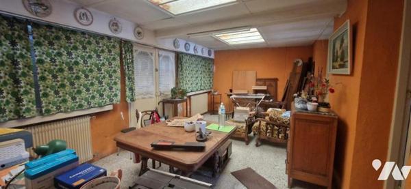 WAVRIN MAISON AVEC GARAGE ET GRAND JARDIN A RENOVER