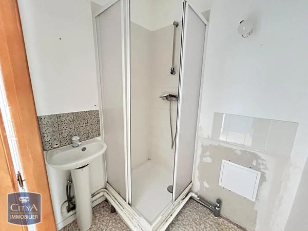 Appartement à louer 4 pièces 77.1m² Firminy (42700)