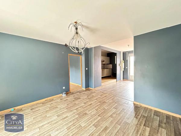 Appartement à louer 4 pièces 77.1m² Firminy (42700)