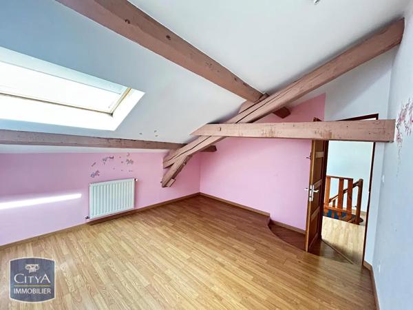 Appartement à louer 4 pièces 77.1m² Firminy (42700)