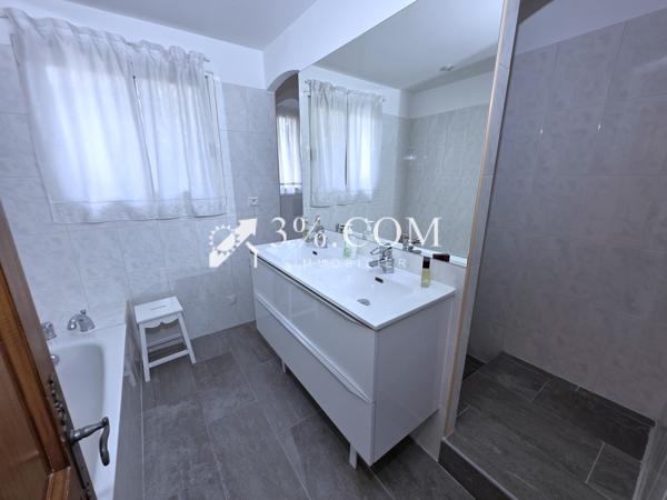 Villa 4 pièce(s) 4 chambre(s) 145 m²