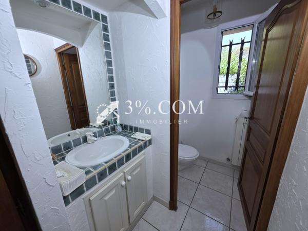Villa 4 pièce(s) 4 chambre(s) 145 m²