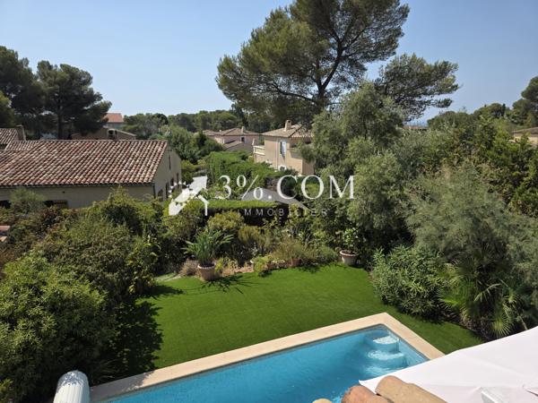 Villa 4 pièce(s) 4 chambre(s) 145 m²