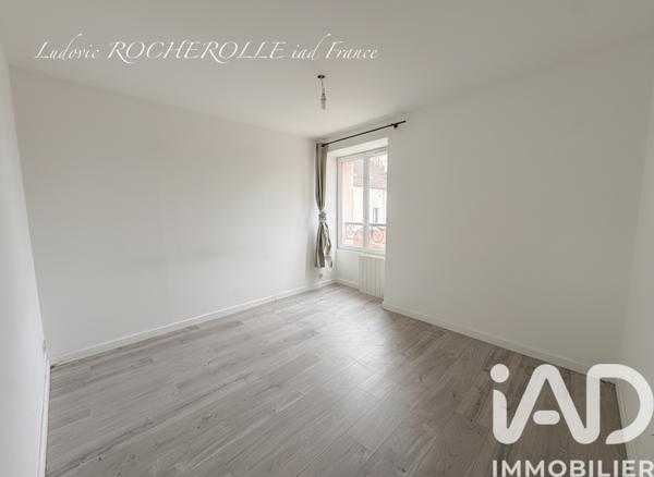 Location appartement 2 pièces 39 m² Corbeil-Essonnes