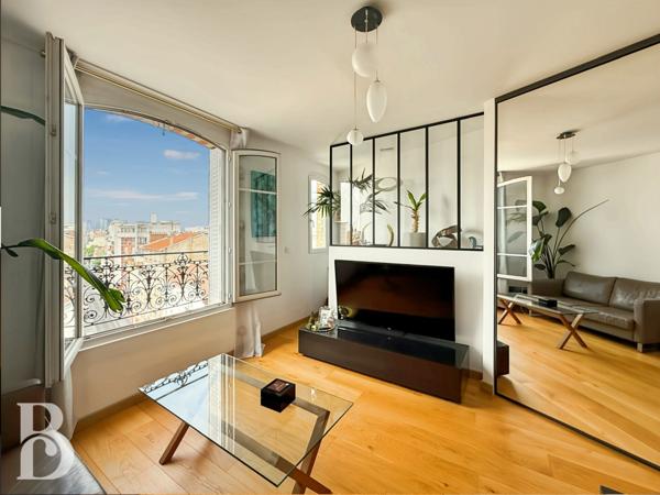 Asnières-sur-Seine (92600) Bel appartement dernier étage et vue très dégagée