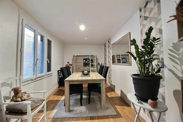 Immeuble 267m² à vendre Angerville 91670 350000€ - Micro.immo