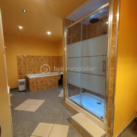 Immeuble mixte de 250 m²