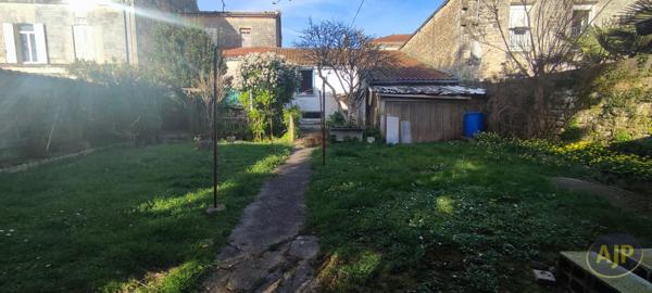 Vente maison Pons : 94 900 € - AJP Immobilier Pons