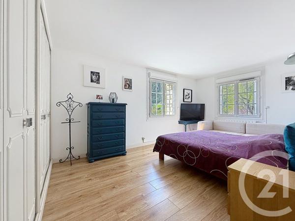 Maison à vendre  9 pièces - 256,46 m2 CHATEAURENARD - 13