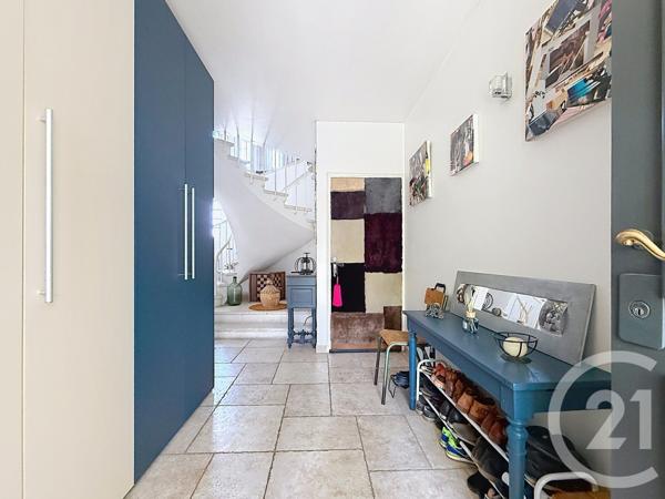 Maison à vendre  9 pièces - 256,46 m2 CHATEAURENARD - 13