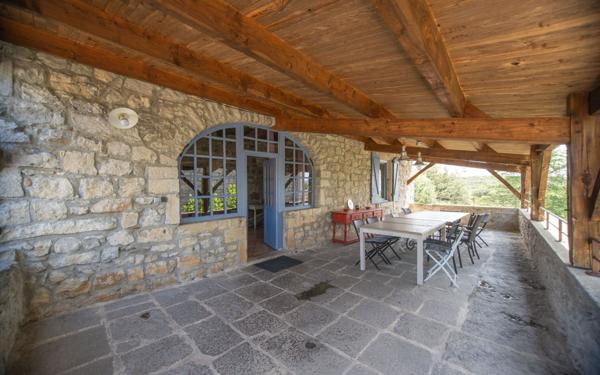 Maison à vendre    5 pièces •  Ruoms