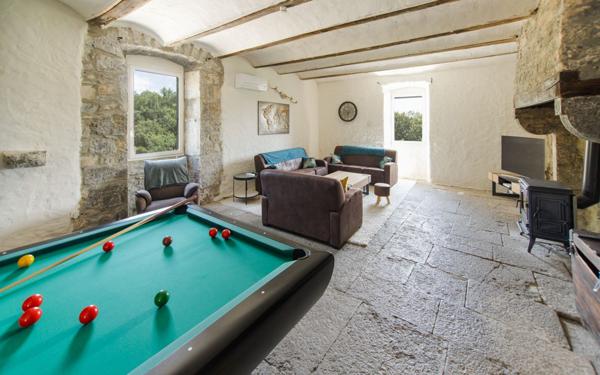 Maison à vendre    5 pièces •  Ruoms