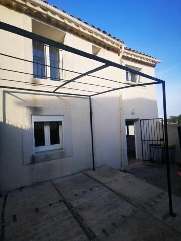 Maison à louer  3 pièces • 68 m2 Tavel