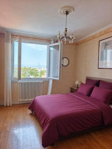 VENISSIEUX PARILLY - APPARTEMENT de 95 M2 TRAVERSANT