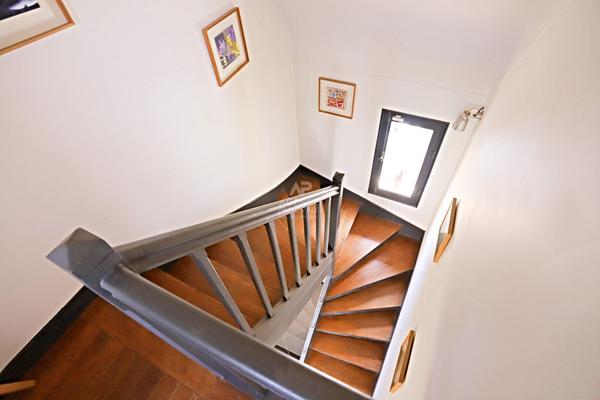 Maison Nanterre €949 000 ** - Référence 15383
