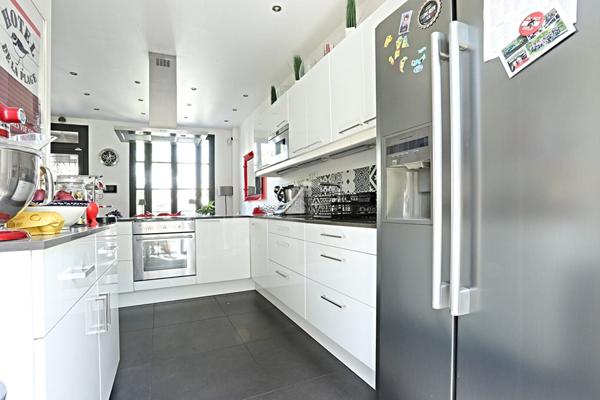 Maison Nanterre €949 000 ** - Référence 15383