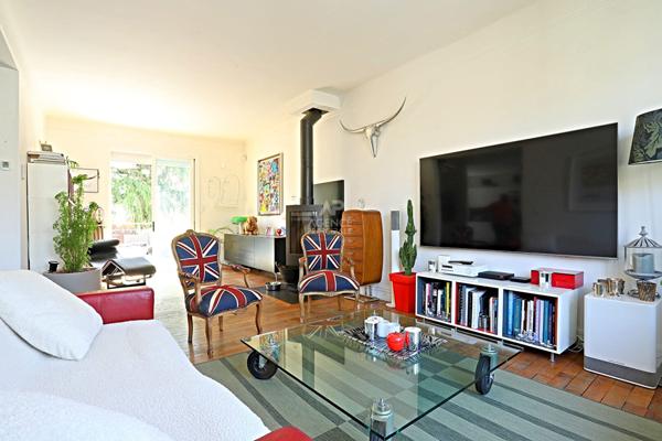 Maison Nanterre €949 000 ** - Référence 15383