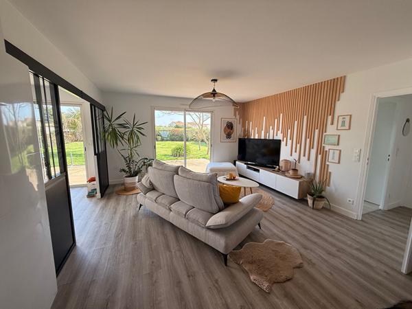 Maison meublée 4 pièce(s) 80 m2 A LOUER A L ANNEE A PARTIR DE OCTOBRE