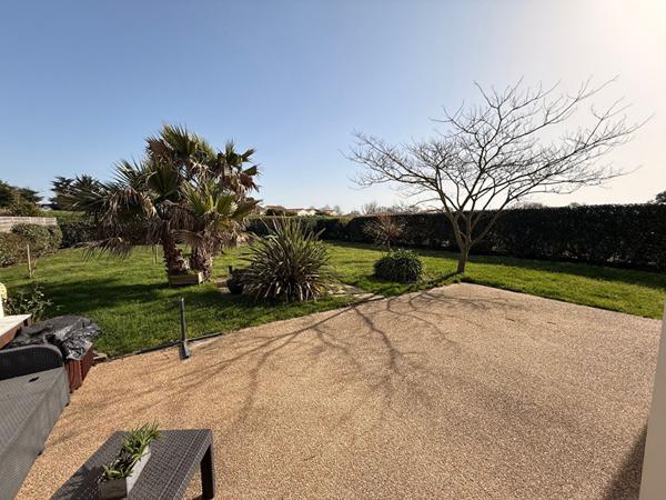 Maison meublée 4 pièce(s) 80 m2 A LOUER A L ANNEE A PARTIR DE OCTOBRE