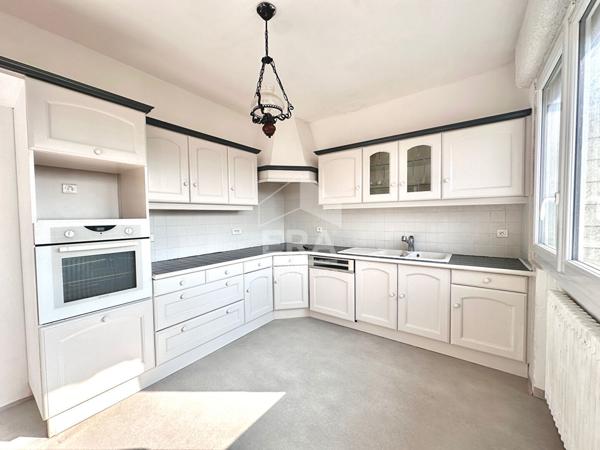 Maison Nemours 4 pièce(s) 202 m2