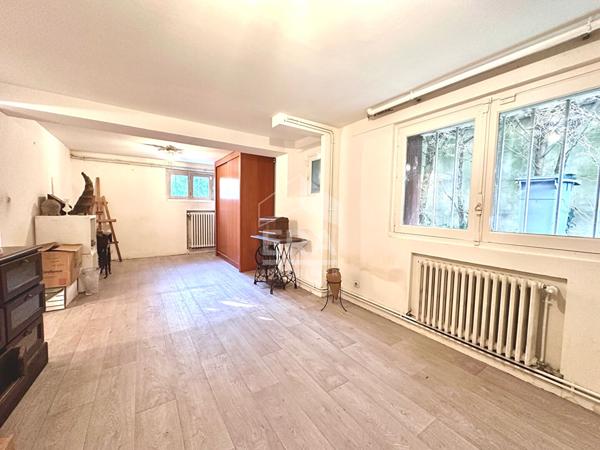 Maison Nemours 4 pièce(s) 202 m2