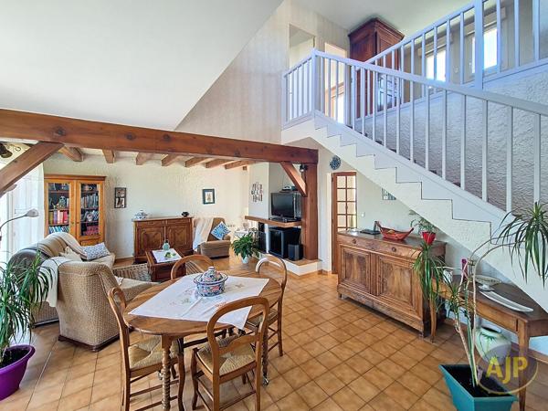 Vente maison Montaigu : 262 000 € - AJP Immobilier Montaigu